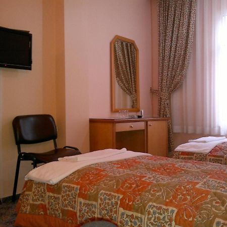 Yalta Hotel Isztambul Szoba fotó