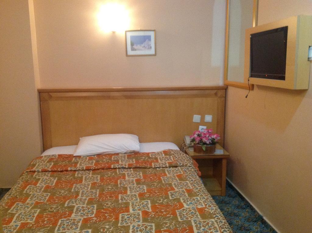 Yalta Hotel Isztambul Kültér fotó